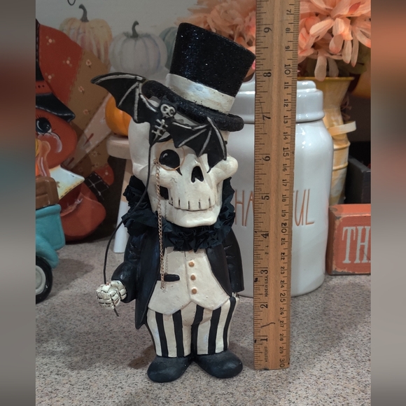 Bethany Lowe Dapper Desmond Skelly Skeleton Striped Halloween Figurine - Picture 7 of 15